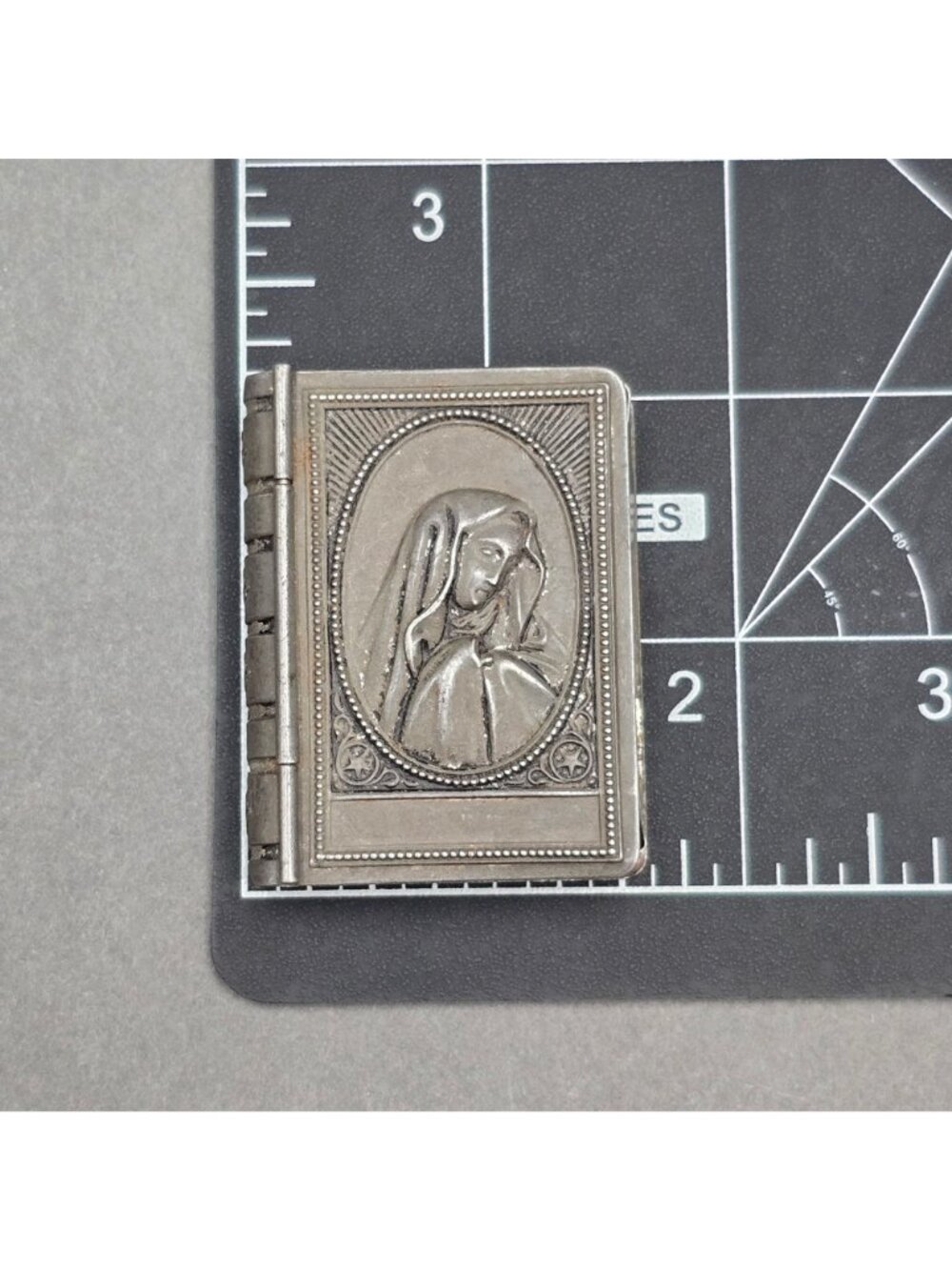 Vintage Book Rosary Case Saint Therese Czech Silver Plated Metal Locket Box - Picture 10 of 15